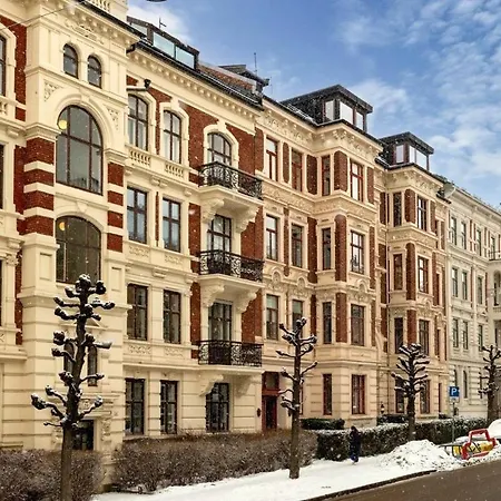 Elegant In Oslos Beautiful Street شقة *